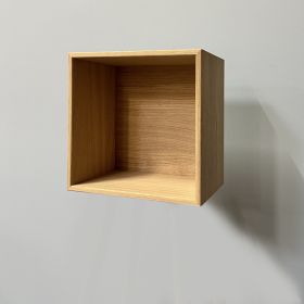 Bokhylla i ek 30 x 30 x 19 cm, med 1 fack