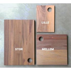 Skärbräda valnöt (20 x 20 cm) mellan